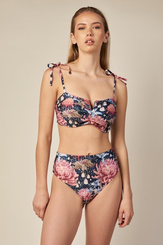 BIKINI IRIS